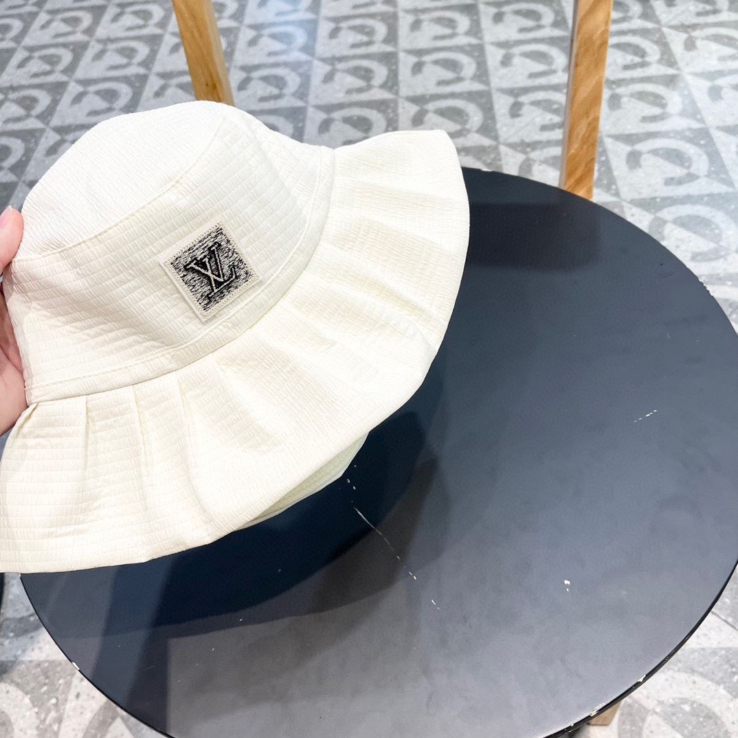 Louis Vuitton Caps